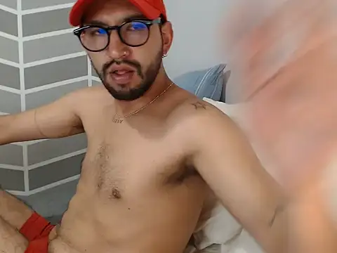thomass1018 webcam