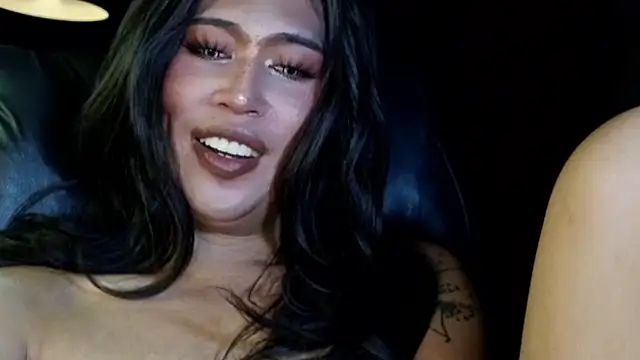 prettybushy webcam