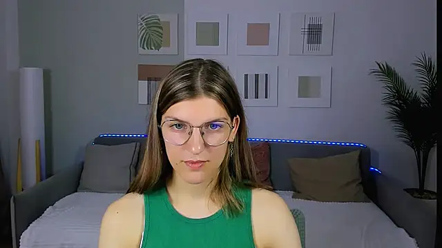 AnnaThorne webcam