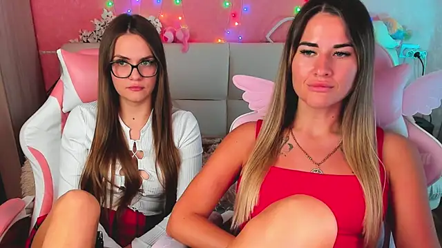 hotty_girls_here webcam