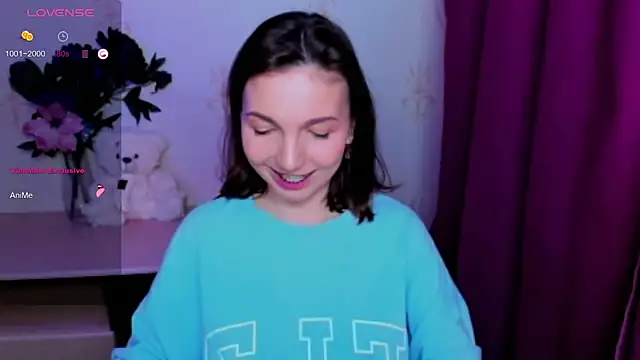 KindHazelHere_ webcam