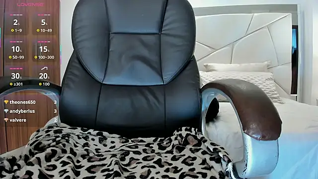 Natasha_Kiim_ webcam