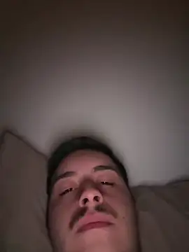 ategurl192 (M twink) - compro un dildo/buy dildo