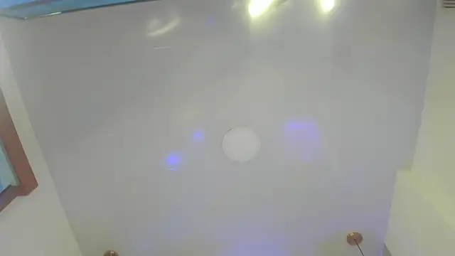 LittleeJaz webcam