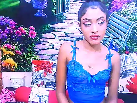 IndianPretty14u2Luv webcam