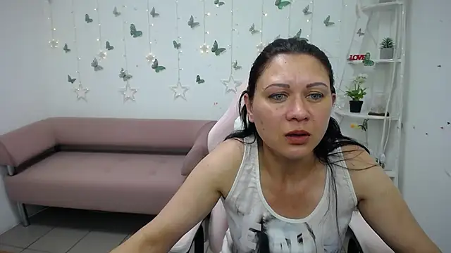 MorticiaAngel webcam
