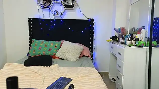 charlotte_077 webcam