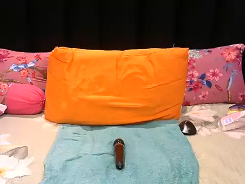 Pearl_00 webcam