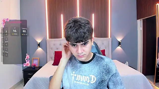 Tommy18__ webcam