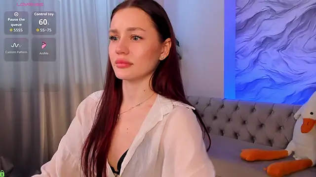 Aria_Mila webcam