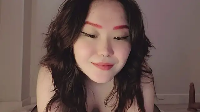 tsunade_chan webcam
