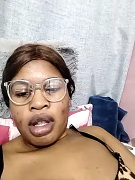 Cherrydollx webcam