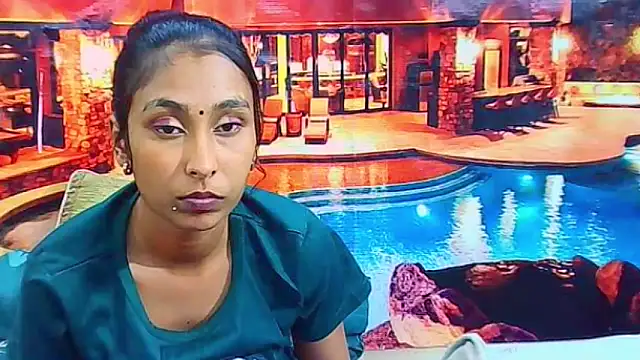 IndianSexyButt webcam