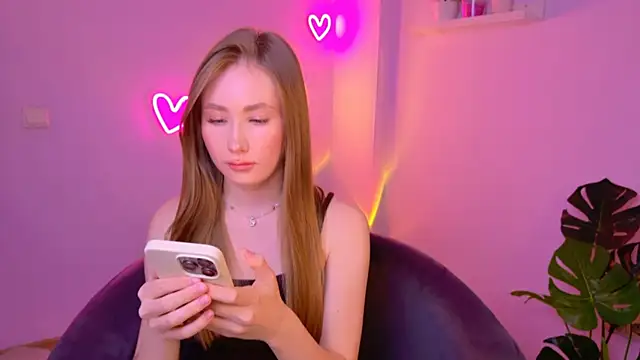 EllyColins webcam