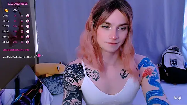 Alice_Hells's room