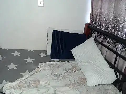 Whimsicalwillow webcam