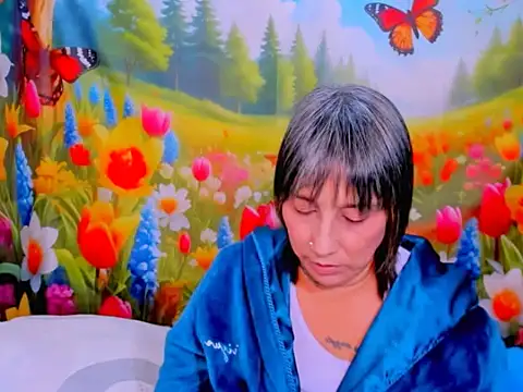 indianroxy webcam