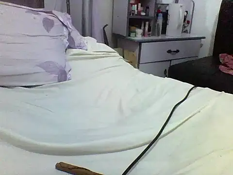 sweet_apple270 webcam