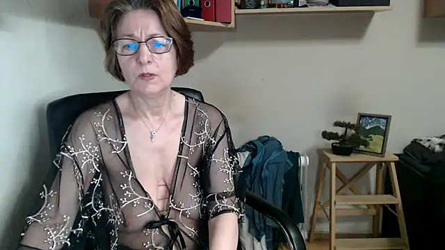 katemodel webcam