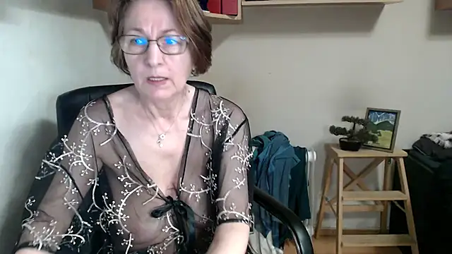 katemodel webcam