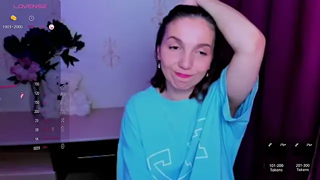 KindHazelHere_ webcam