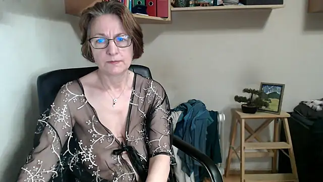 katemodel webcam
