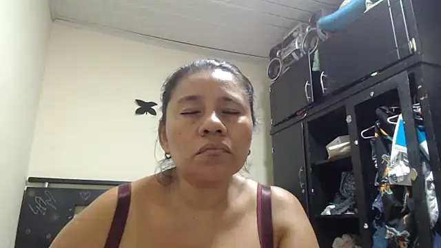 adrixxx38 webcam