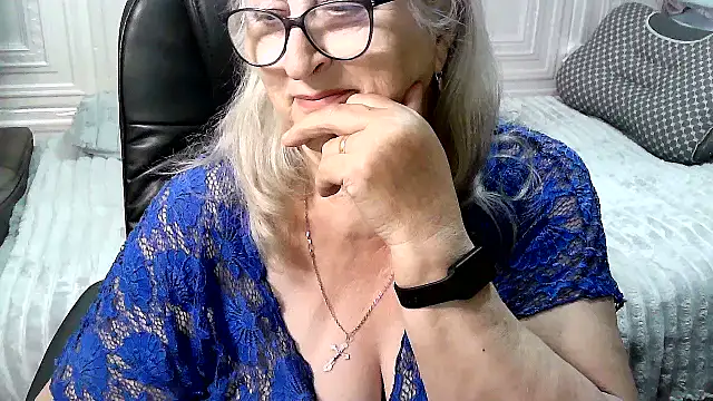 LolkaAlyss webcam
