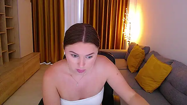 mia_bloomy webcam