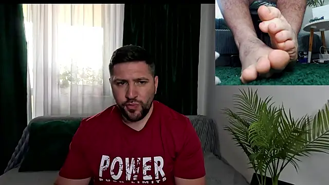 Gold_Alpha_Boy webcam