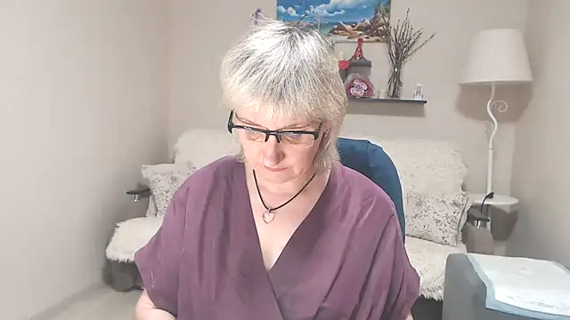 FleurMays webcam