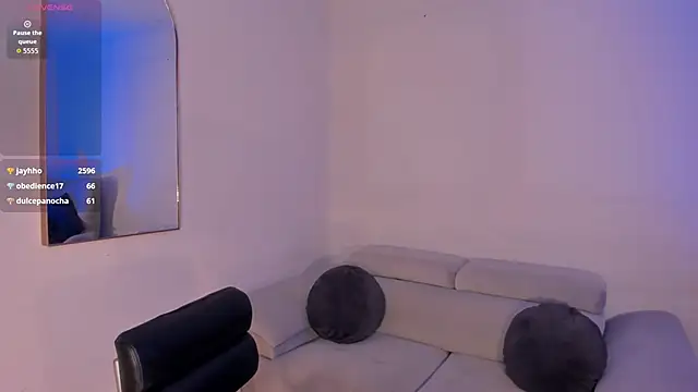 candaserussell (F young) - Ride dildo & full naked