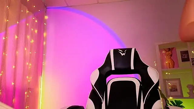 ElenaMonroe webcam