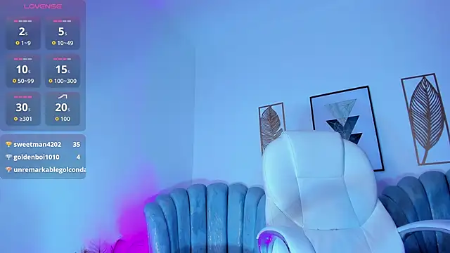 zharaa_fox webcam