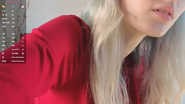 JuanaSumma webcam
