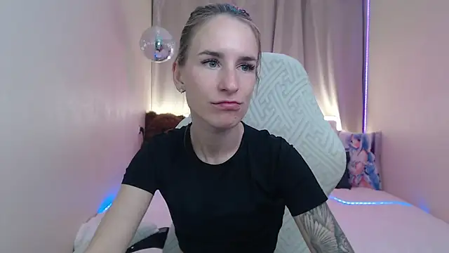 DeboraHorny webcam