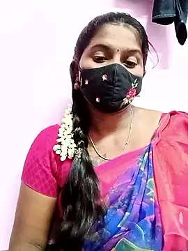 CuteDevilAnu webcam
