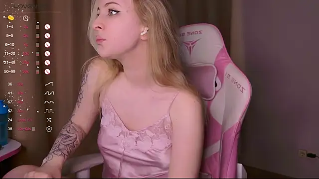 lilMelaniloveis webcam