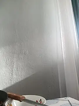 Gussie_Bridie webcam