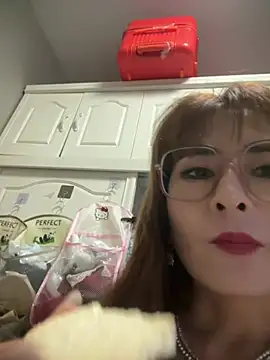 yangyi1993 webcam