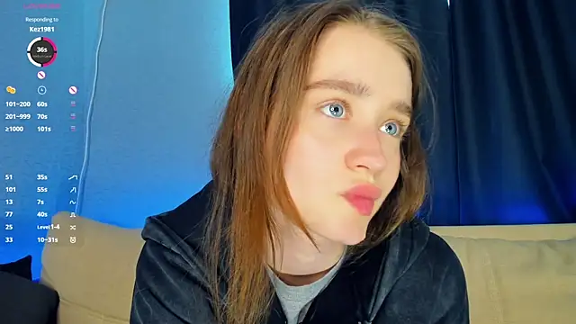 lovelyalivia webcam