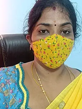 Tamil_Mithra webcam