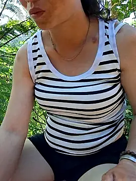 xuxulovezz webcam