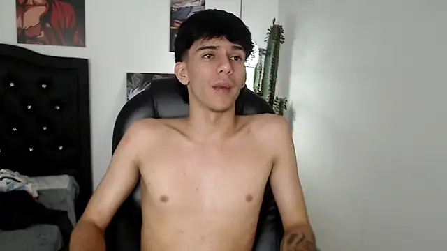 AmethystShadow17 webcam