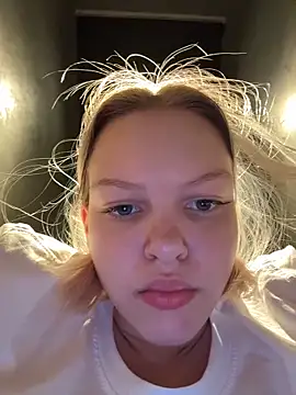 AshleyMur webcam