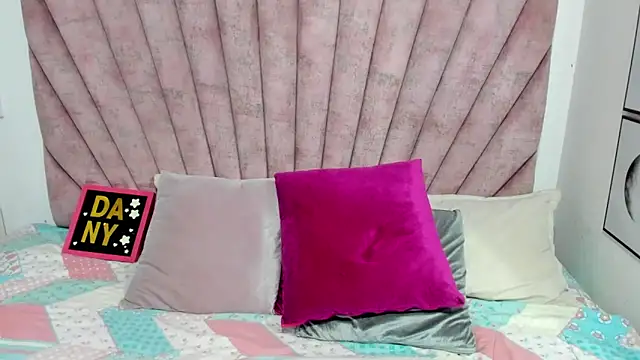 danibellucii_ webcam