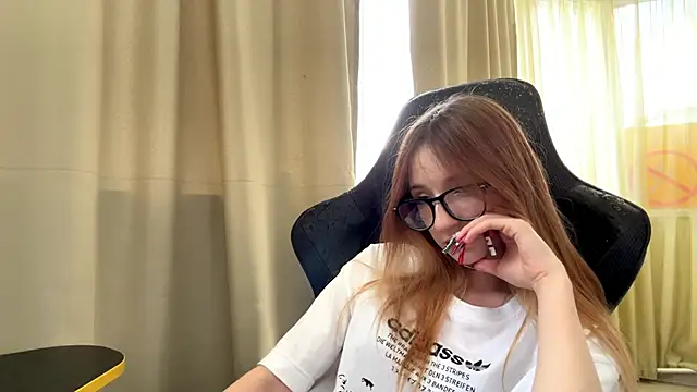 Sunshine_Kira webcam