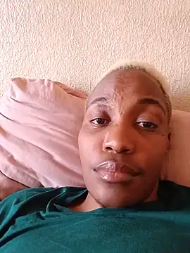 LadyShirley webcam