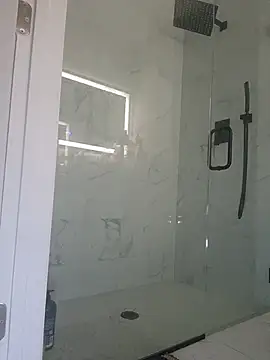 sexhause20 webcam