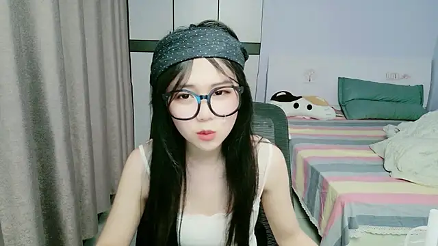 xiaoxiaoyu030 webcam